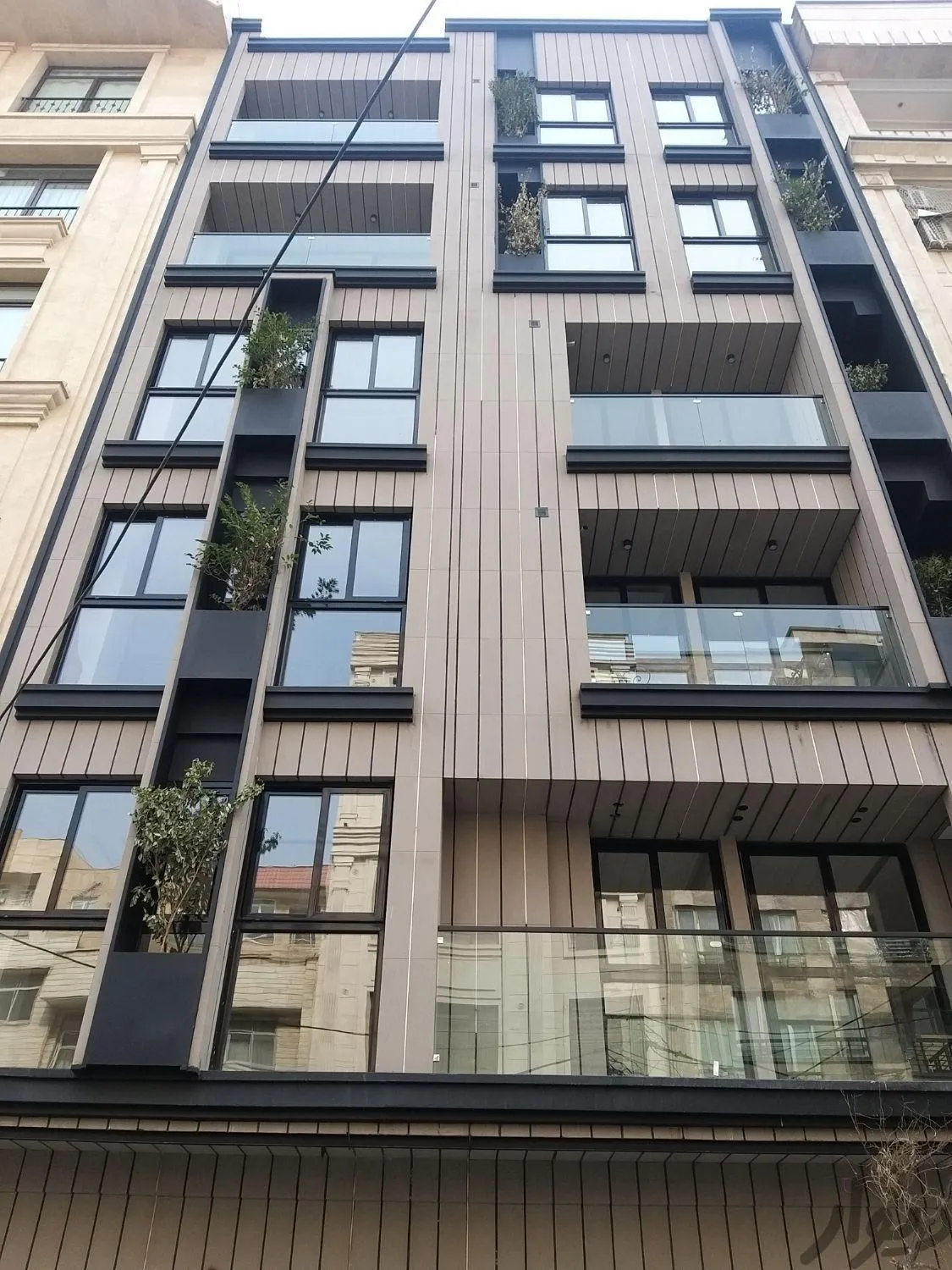 تهاتر آپارتمان خانه ۱۶۵ متر پیش فروش مرزداران معاوضه خانه